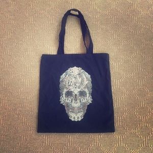 Alexander McQueen V&A tote bag